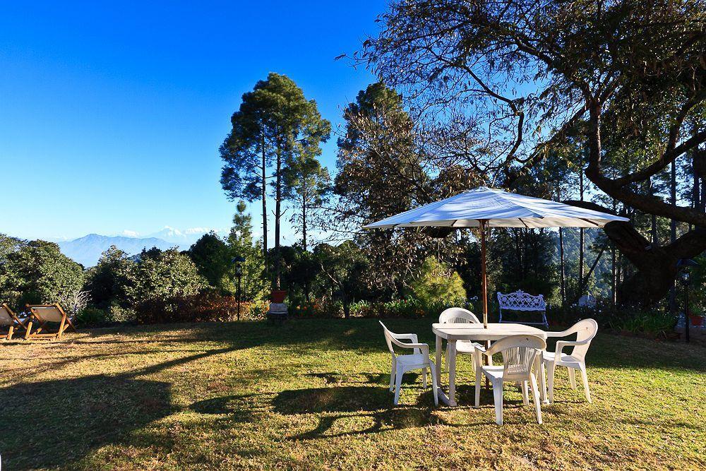 Chevron Rosemount Hotel Ranikhet Ngoại thất bức ảnh